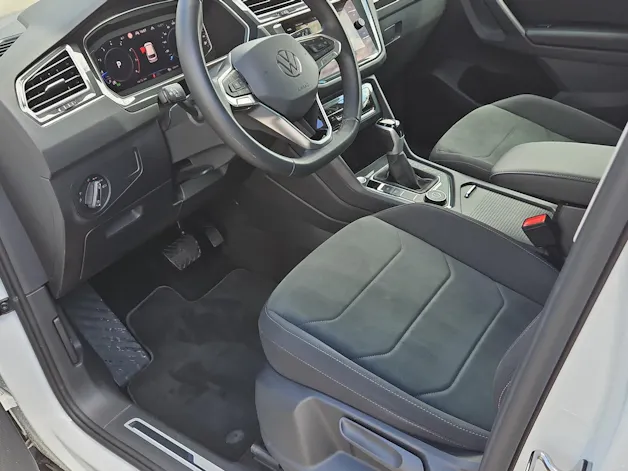 VW Tiguan 2.0TSI Elegance 4Motion DSG