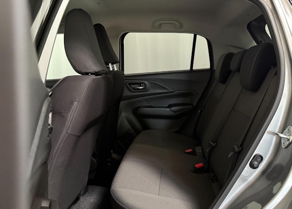 Vehicle image 13 Vehicle image 13