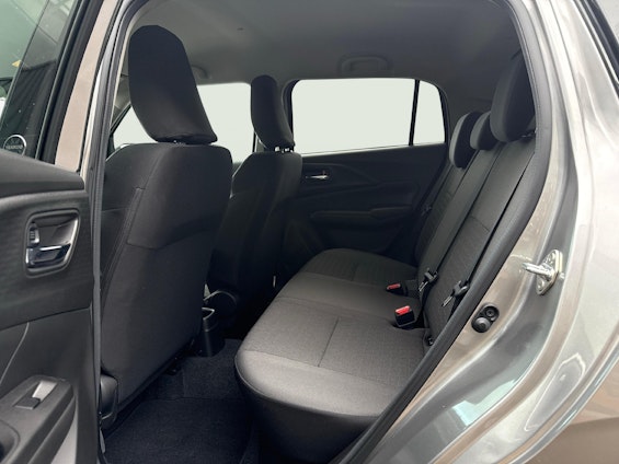 Vehicle image 10 Vehicle image 10