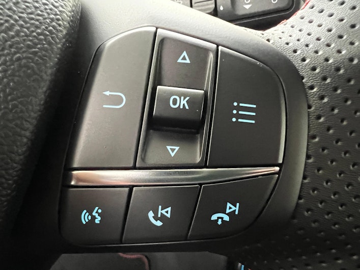 Vehicle image FORD PUMA