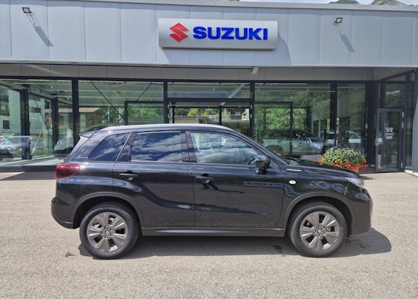 Vehicle image 3 Vehicle image 3