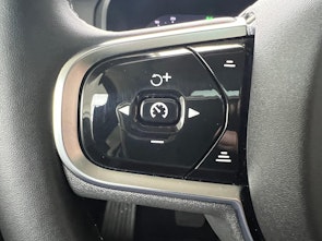 Vehicle image VOLVO XC90 2.0 B5 MH Ultimate Bright 7P. AWD / ab 3,99% Leasing bei Abschluss einer Protect Autoversicherung