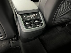 Vehicle image VOLVO XC90 2.0 B5 MH Ultimate Bright 7P. AWD / ab 3,99% Leasing bei Abschluss einer Protect Autoversicherung