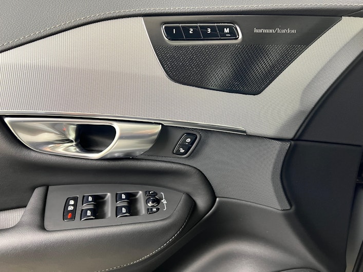 Vehicle image VOLVO XC90