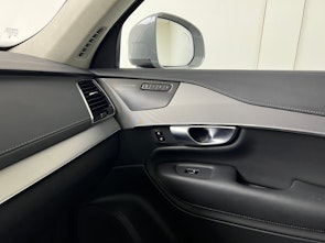 Vehicle image VOLVO XC90 2.0 B5 MH Ultimate Bright 7P. AWD / ab 3,99% Leasing bei Abschluss einer Protect Autoversicherung