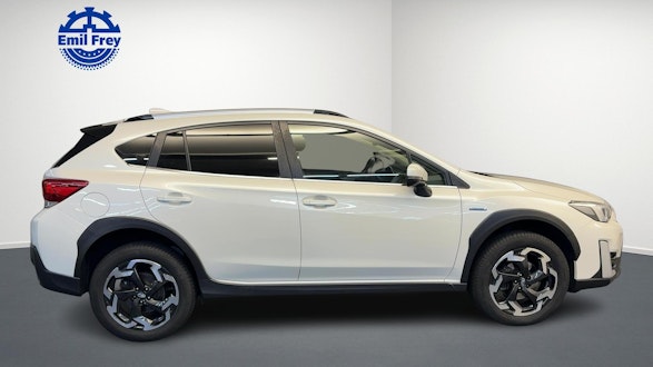SUBARU XV 2.0i e-Boxer Luxury 3