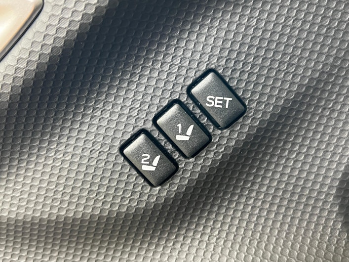 Vehicle image SUBARU FORESTER