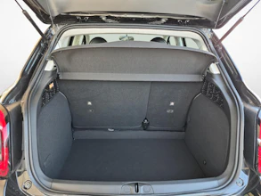 https://vehicle.imgix.net/3958859/0a70e439-f0e5-4f90-9e3a-f428aebe87cd.jpg