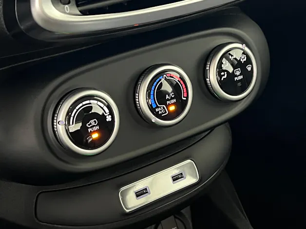 Fiat 500 X 1.5 Hybrid Dolcevita / Jetzt mit attraktivem 1.99% Leasing