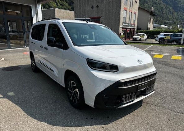 Vehicle image 2 Vehicle image 2