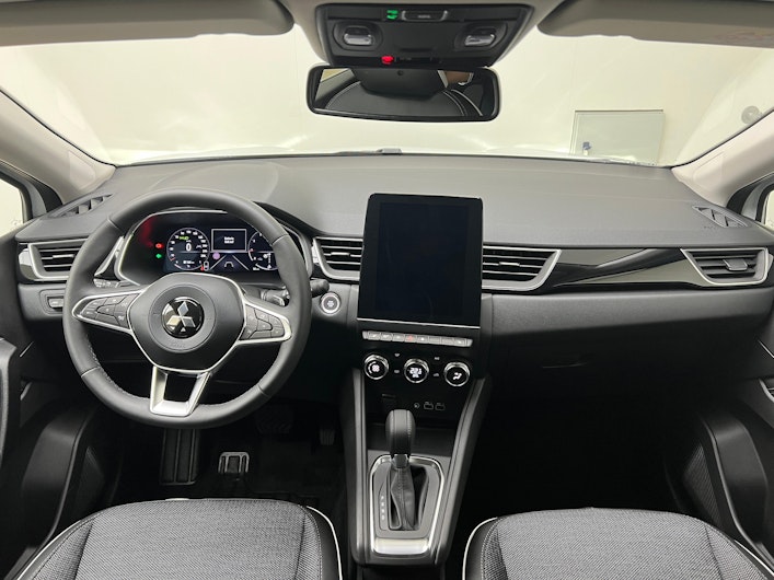 Vehicle image MITSUBISHI ASX