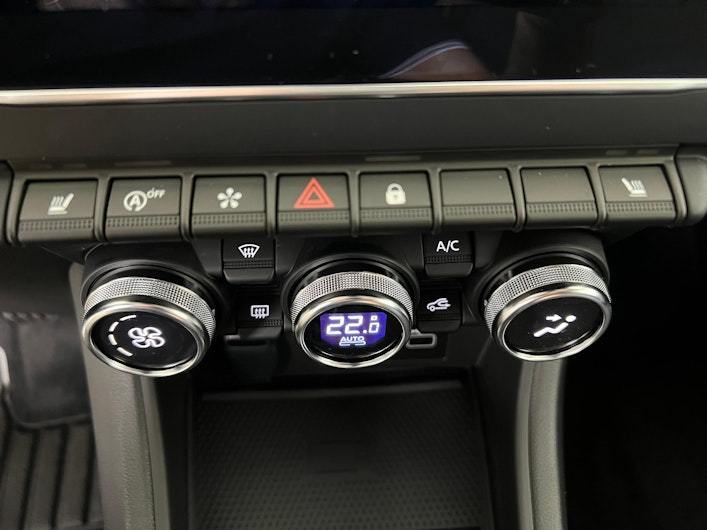 Vehicle image MITSUBISHI ASX