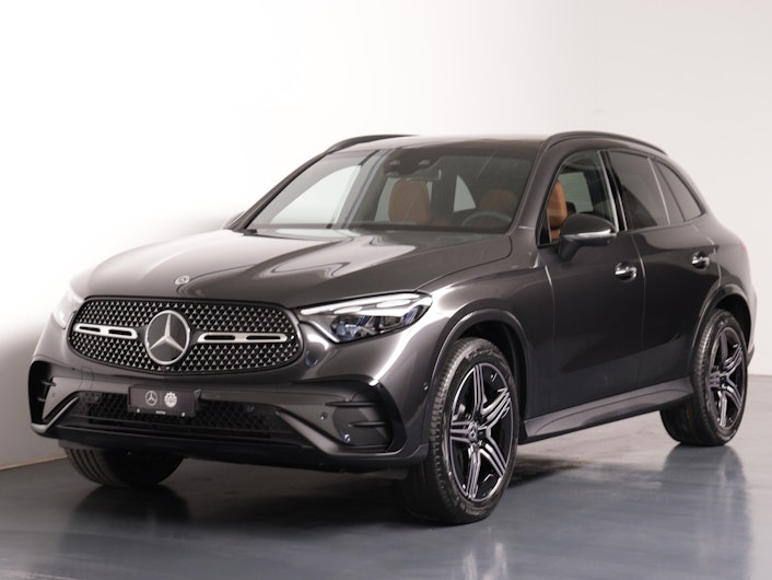 Vehicle image MERCEDES-BENZ GLC 220