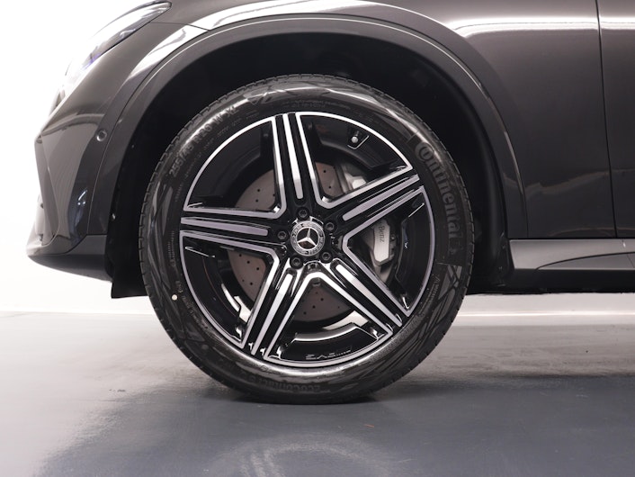 Vehicle image MERCEDES-BENZ GLC 220