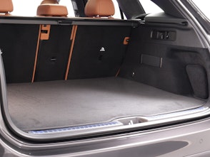 Vehicle image MERCEDES-BENZ GLC 220 d AMG Line 4matic