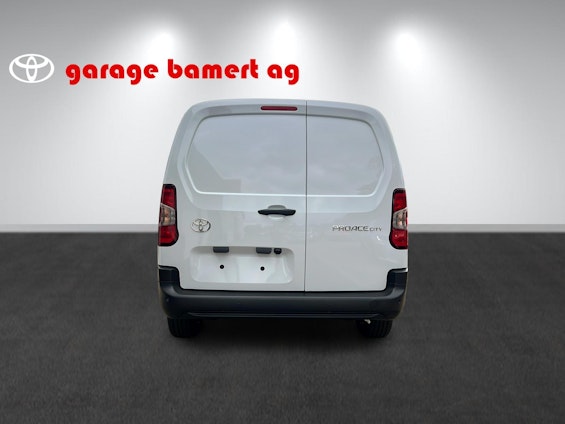 Vehicle image 4 Vehicle image 4