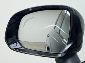 Vehicle image VOLVO XC90 2.0 B5 MH Plus Dark 5P. AWD / ab 3,99% Leasing bei Abschluss einer Protect Autoversicherung