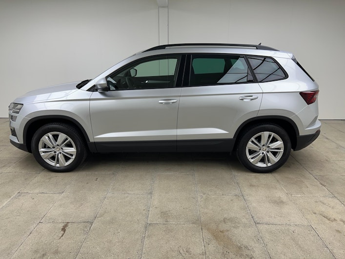 Vehicle image SKODA KAROQ