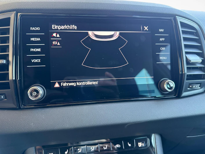 immagine del veicolo SKODA KAROQ