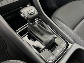 Vehicle image SKODA Karoq 2.0 TDI Selection 4x4 DSG