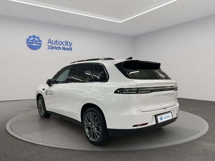 Vehicle image LEAPMOTOR C10