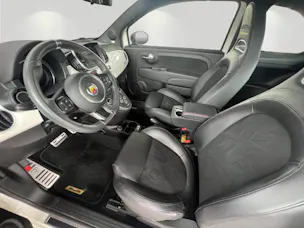 Fiat 595 C Abarth 1.4 T-Jet 165 Scorpione Oro