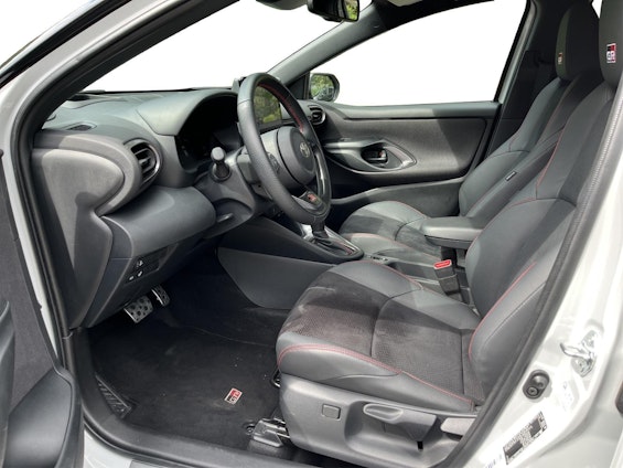 Vehicle image 20