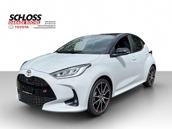 First vehicle image