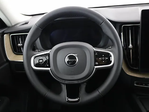 Volvo XC60 2.0 T8 TE Plus Dark eAWD - Facelift MY2026