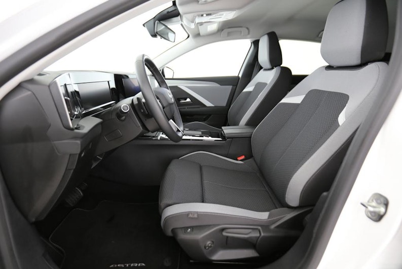 Vehicle image OPEL ASTRA