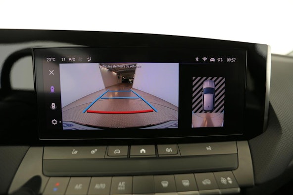 Vehicle image 7 Vehicle image 7