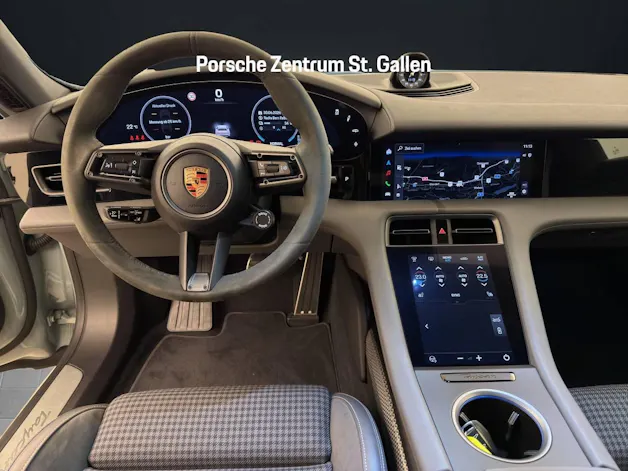Porsche Taycan 4 Cross Turismo