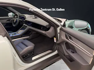Porsche Taycan 4 Cross Turismo