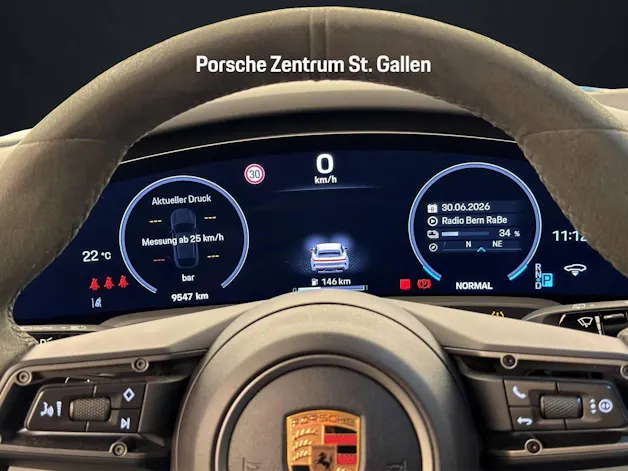 Porsche Taycan 4 Cross Turismo