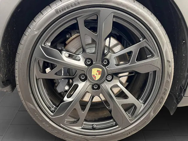 Porsche Taycan 4 Cross Turismo