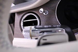 Vehicle image BENTLEY Continental GTC 4.0 V8 Hybrid Azure