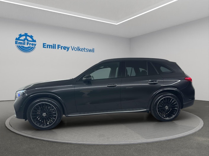 Vehicle image MERCEDES-BENZ GLC 220