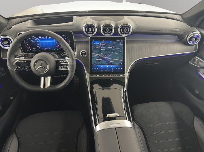 Vehicle image MERCEDES-BENZ GLC 220