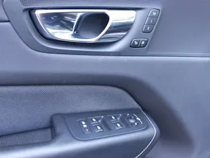 Volvo XC60 2.0 T8 TE R-Design eAWD