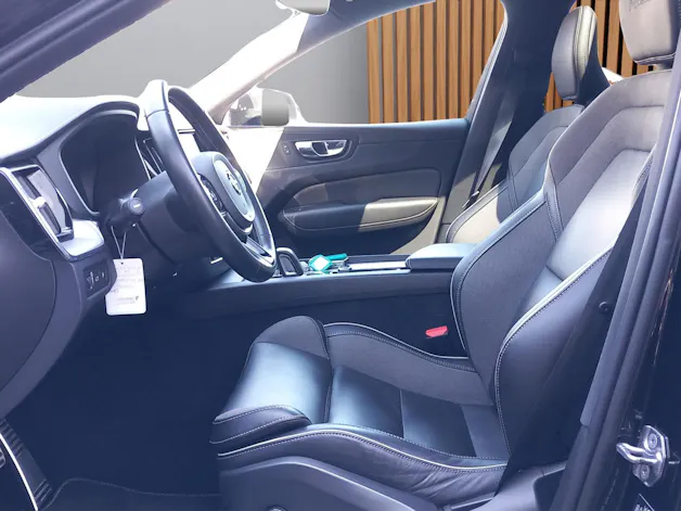 Volvo XC60 2.0 T8 TE R-Design eAWD