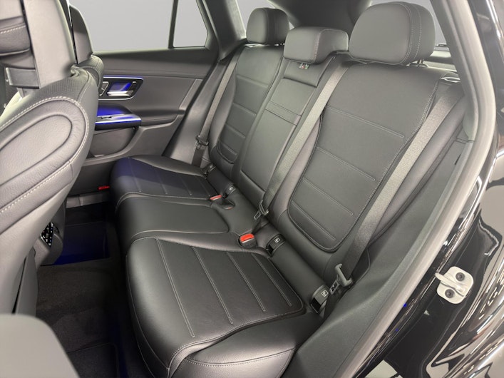 Vehicle image MERCEDES-BENZ GLC 300