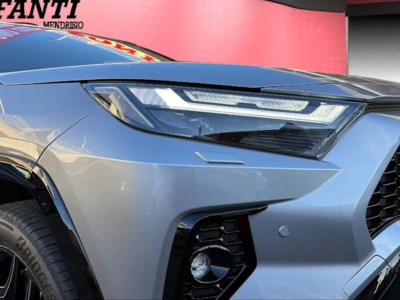 Vehicle image 8 Vehicle image 8