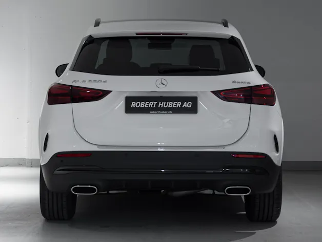 Mercedes-Benz GLA 220 d 4MATIC