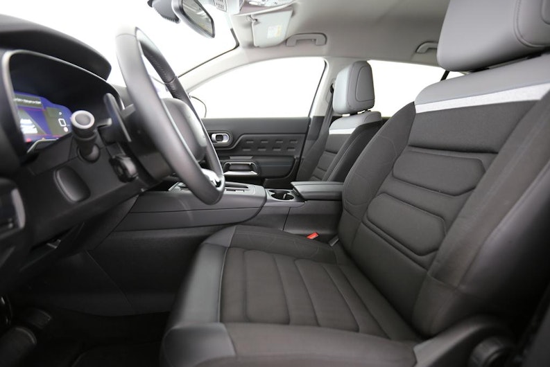 Vehicle image CITROEN C5 AIRCROSS