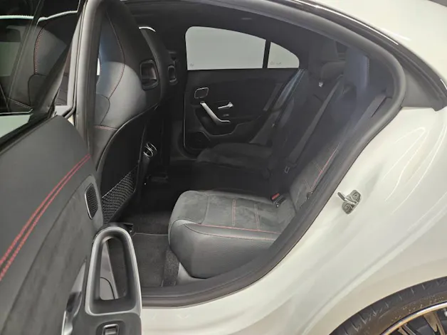 Mercedes-Benz CLA 250 4Matic AMG Line