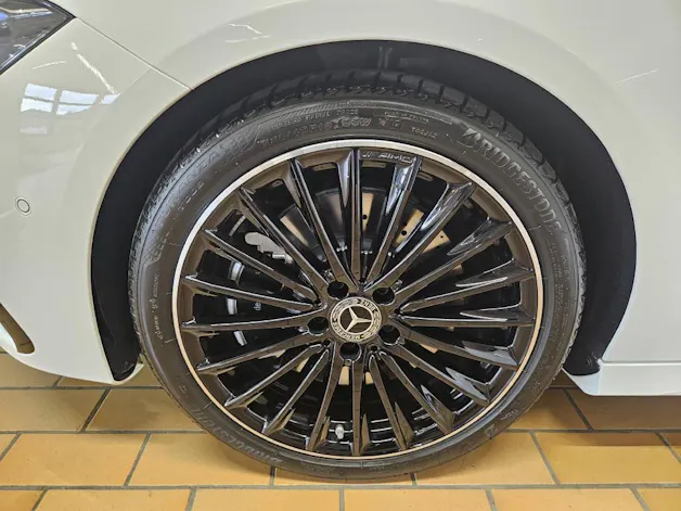 Mercedes-Benz CLA 250 4Matic AMG Line
