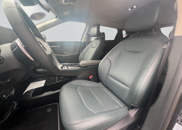 Vehicle image 7 Vehicle image 7