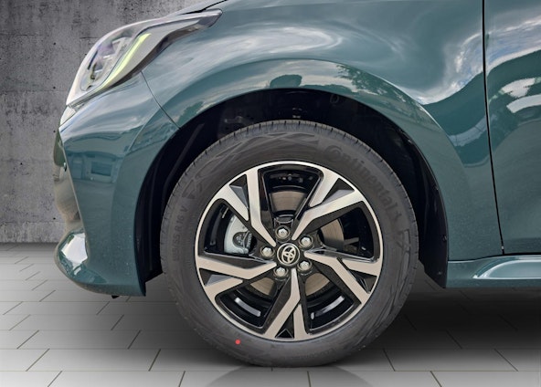 Vehicle image 14 Vehicle image 14