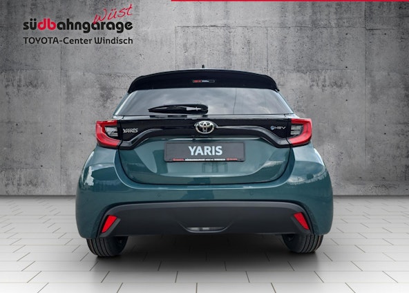 Vehicle image 13 Vehicle image 13