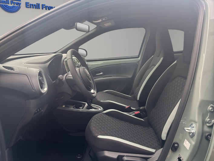 Vehicle image TOYOTA AYGO X